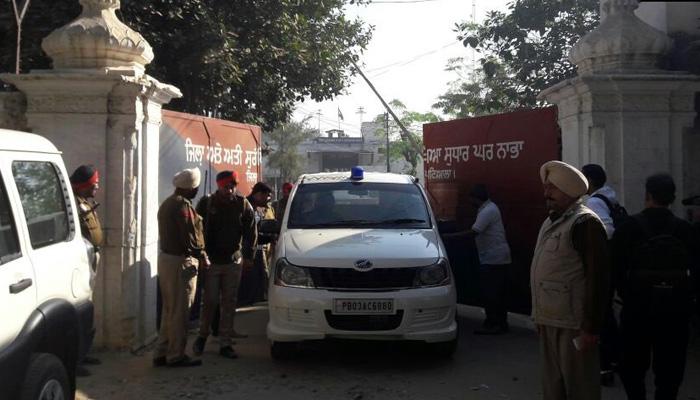 पंजाबच्या जेल हल्ल्यात खलिस्तानी अतिरेकी फरार पंजाबच्या जेल हल्ल्यात खलिस्तानी अतिरेकी फरार