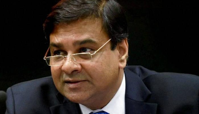 नागरिकांचा त्रास कमी करण्याचा प्रयत्न, नोटबंदीनंतर उर्जित पटेलांनी सोडलं मौन नागरिकांचा त्रास कमी करण्याचा प्रयत्न, नोटबंदीनंतर उर्जित पटेलांनी सोडलं मौन