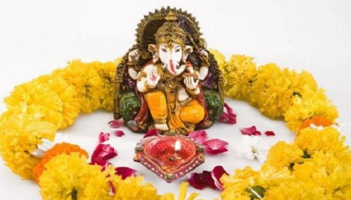 विनायक चतुर्थीच्या दिवशी करा हे उपाय... विनायक चतुर्थीच्या दिवशी करा हे उपाय...