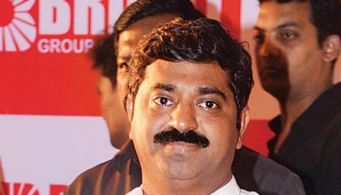 'बाळासाहेब नसल्याने शिवसेना हवा नसलेला गोळा' 'बाळासाहेब नसल्याने शिवसेना हवा नसलेला गोळा'
