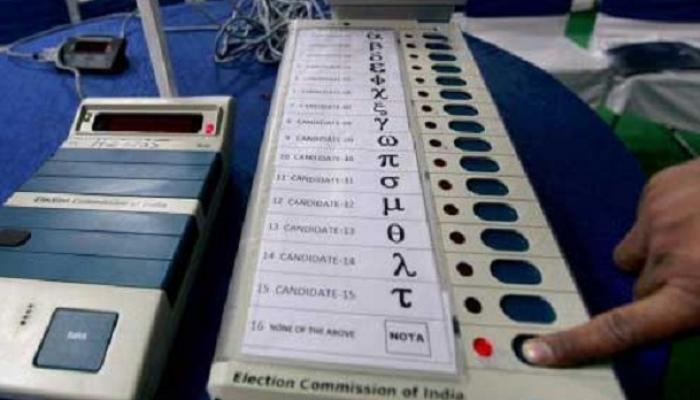 अर्थसंकल्प पुढे ढकलण्याची विरोधकांची मागणी निवडणूक आयोगाने फेटाळली अर्थसंकल्प पुढे ढकलण्याची विरोधकांची मागणी निवडणूक आयोगाने फेटाळली