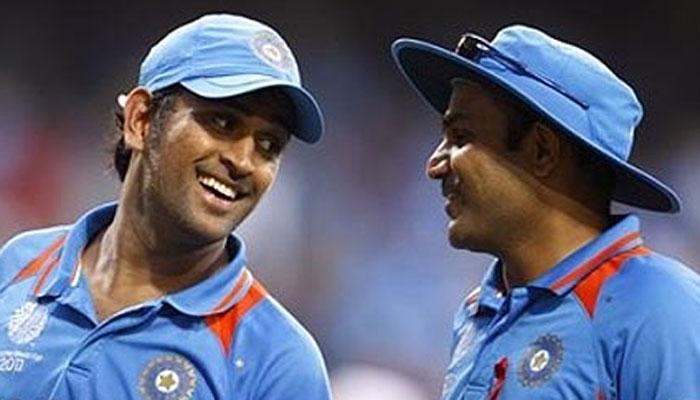 म्हणून धोनीच्या राजीनाम्याविषयी सेहवाग गप्प होता म्हणून धोनीच्या राजीनाम्याविषयी सेहवाग गप्प होता
