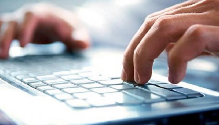 ई-टेंडरच्या नियमातून ग्रामविकास विभागाची पळवाट, पर्दाफाश करणारा रिपोर्ट ई-टेंडरच्या नियमातून ग्रामविकास विभागाची पळवाट, पर्दाफाश करणारा रिपोर्ट