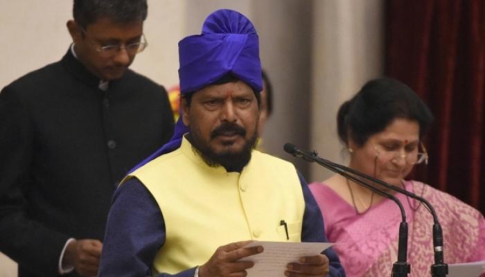 'अनारक्षित घटकांना 25 टक्के आरक्षण द्या' 'अनारक्षित घटकांना 25 टक्के आरक्षण द्या'