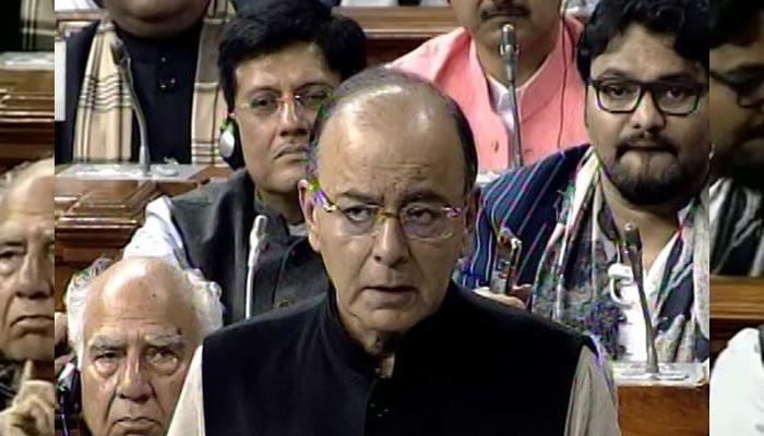 जेटलींच्या बजेटमधील तीन महाघोषणा जेटलींच्या बजेटमधील तीन महाघोषणा