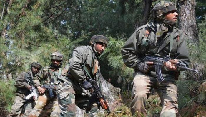 जवान आणि दहशतवाद्यांमध्ये चकमक, २ जवान शहीद जवान आणि दहशतवाद्यांमध्ये चकमक, २ जवान शहीद