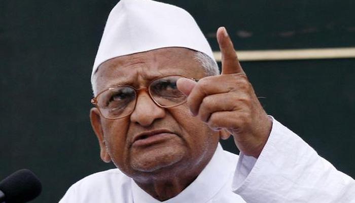 अण्णा हजारे पुन्हा आंदोलनाच्या पवित्र्यात अण्णा हजारे पुन्हा आंदोलनाच्या पवित्र्यात