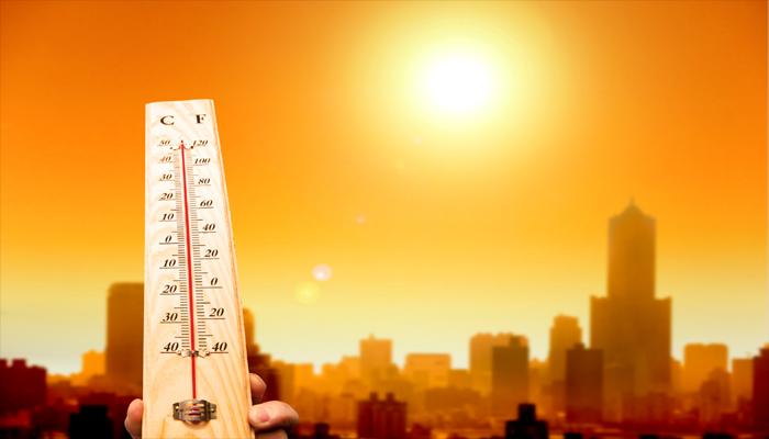 कोकणात तापमानाचा पारा 40 अंशावर कोकणात तापमानाचा पारा 40 अंशावर
