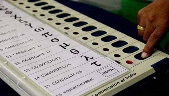 उमेदवारांची संपूर्ण माहिती मतदारांना मिळणार मोबाईलवर उमेदवारांची संपूर्ण माहिती मतदारांना मिळणार मोबाईलवर