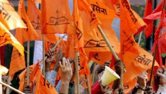 मीरा-भाईंदर महापलिका निवडणूक : राष्ट्रवादीचे नगरसेवक शिवसेनेत दाखल मीरा-भाईंदर महापलिका निवडणूक : राष्ट्रवादीचे नगरसेवक शिवसेनेत दाखल