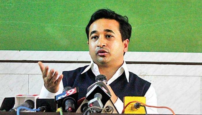 टोल नाका तोडफोड प्रकरणी आमदार नितेश राणे यांच्यावर आरोपपत्र दाखल टोल नाका तोडफोड प्रकरणी आमदार नितेश राणे यांच्यावर आरोपपत्र दाखल