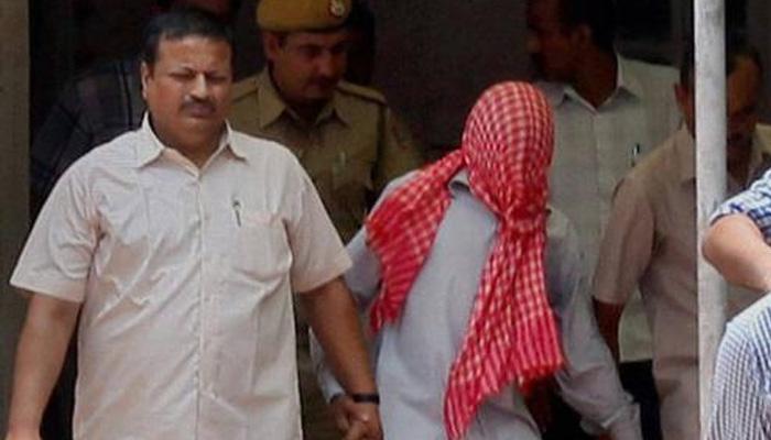 'निर्भया'चा अल्पवयीन बलात्कारी सध्या काय करतो... 'निर्भया'चा अल्पवयीन बलात्कारी सध्या काय करतो...