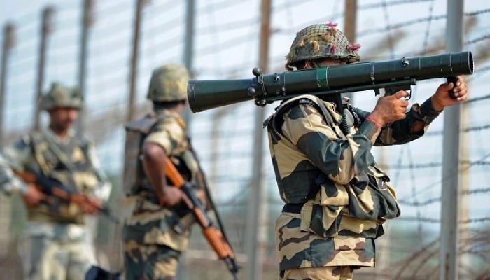 भारतीय लष्कराकडून पाकिस्तानच्या चौक्या उद्ध्वस्त भारतीय लष्कराकडून पाकिस्तानच्या चौक्या उद्ध्वस्त