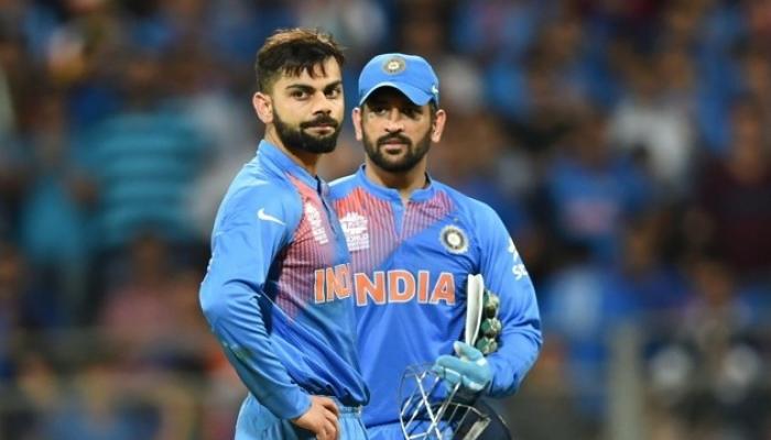 धोनीने विराटला असं काही सांगितलं की सामन्याचे चित्रच बदलले धोनीने विराटला असं काही सांगितलं की सामन्याचे चित्रच बदलले