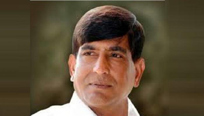 कर्जमाफीचा लाभ न घेण्याचा माजी आमदाराचा निर्णय कर्जमाफीचा लाभ न घेण्याचा माजी आमदाराचा निर्णय