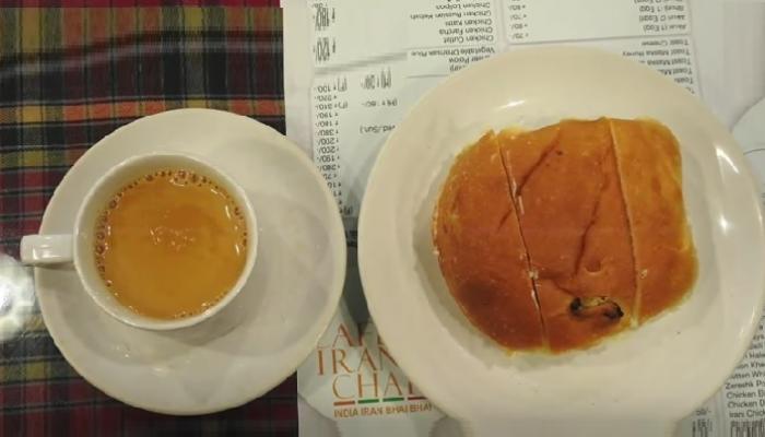 पाऊस, इराणी चहा आणि बनमस्का पाऊस, इराणी चहा आणि बनमस्का
