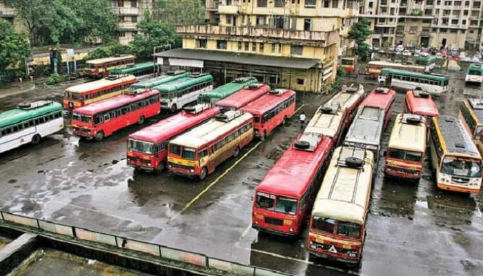 एसटीमध्ये मेगा भरती एसटीमध्ये मेगा भरती