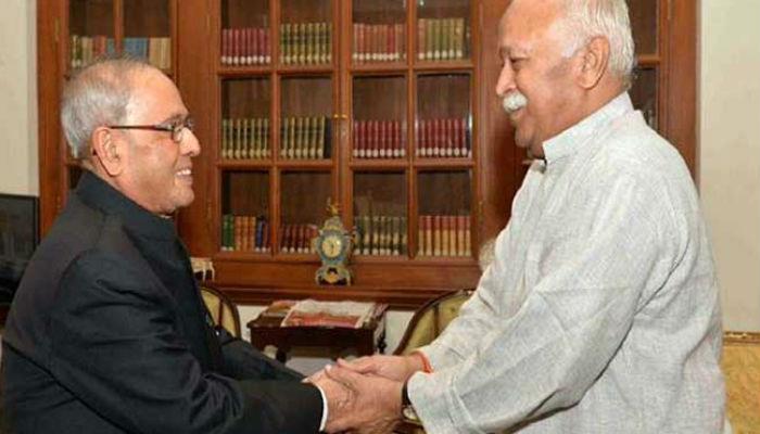 सरसंघचालक राष्ट्रपती मुखर्जींच्या भेटीला सरसंघचालक राष्ट्रपती मुखर्जींच्या भेटीला