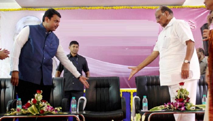 शरद पवार आणि देवेंद्र फडणवीस यांच्यात बैठक शरद पवार आणि देवेंद्र फडणवीस यांच्यात बैठक
