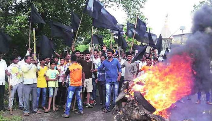 नेवाळीच्या २५ आंदोलनकर्त्यांना अटक नेवाळीच्या २५ आंदोलनकर्त्यांना अटक