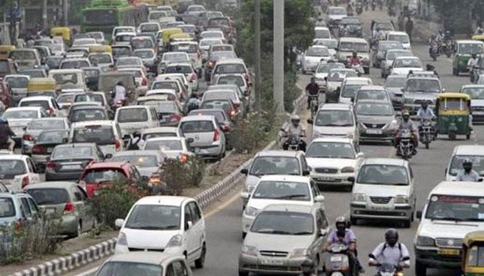 जीएसटीमुळे या कार-बाईक झाल्या स्वस्त जीएसटीमुळे या कार-बाईक झाल्या स्वस्त