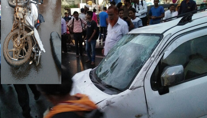 रत्नागिरीत कारने ५ गाड्यांना चिरडले रत्नागिरीत कारने ५ गाड्यांना चिरडले