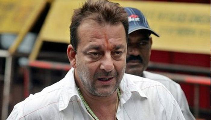 'म्हणून संजय दत्तची शिक्षा कमी केली' 'म्हणून संजय दत्तची शिक्षा कमी केली'