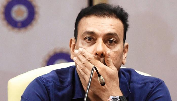 अनिल कुंबळेंपेक्षा रवी शास्त्रींचा पगार जास्त, पाहा किती? अनिल कुंबळेंपेक्षा रवी शास्त्रींचा पगार जास्त, पाहा किती?