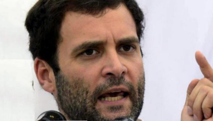 जीएसटीसाठी मध्यरात्री संसद भरते; पण शेतकऱ्यांसाठी वेळ नाही : राहुल गांधी जीएसटीसाठी मध्यरात्री संसद भरते; पण शेतकऱ्यांसाठी वेळ नाही : राहुल गांधी