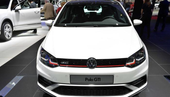 Volkswagenने या गाडीची किंमत ६ लाख रुपयांनी केली कमी Volkswagenने या गाडीची किंमत ६ लाख रुपयांनी केली कमी