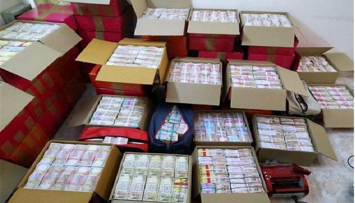 मोदी सरकारचं मोठं यश, पकडला ७१९४१०००००००० इतका काळापैसा मोदी सरकारचं मोठं यश, पकडला ७१९४१०००००००० इतका काळापैसा