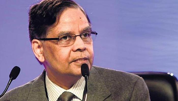 नीती आयोगाच्या उपाध्यक्षांचा तडकाफडकी राजीनामा नीती आयोगाच्या उपाध्यक्षांचा तडकाफडकी राजीनामा