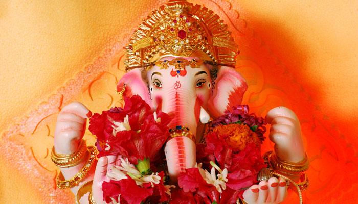 कोकणच्या गणेशभक्तांना सरकारकडून खुशखबर मिळणार? कोकणच्या गणेशभक्तांना सरकारकडून खुशखबर मिळणार?