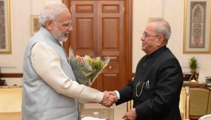पंतप्रधान मोदींचं माजी राष्ट्रपती प्रणव मुखर्जींना भावूक पत्र पंतप्रधान मोदींचं माजी राष्ट्रपती प्रणव मुखर्जींना भावूक पत्र