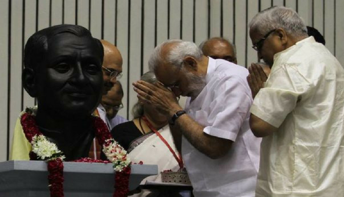 आता, अभ्यासक्रमात असणार गोळवलकर आणि सावरकर! आता, अभ्यासक्रमात असणार गोळवलकर आणि सावरकर!
