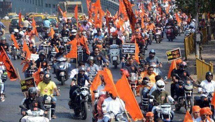 सोशल मीडियावर मोर्चाची धूम, मराठा क्रांती मोर्चा ट्विटरवरही ट्रेंडींग सोशल मीडियावर मोर्चाची धूम, मराठा क्रांती मोर्चा ट्विटरवरही ट्रेंडींग