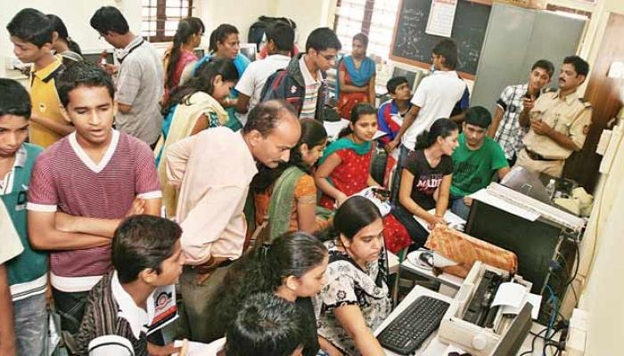 अकरावी आँनलाईन प्रवेशाच्या चौथ्या फेरीसाठी मुदतवाढ अकरावी आँनलाईन प्रवेशाच्या चौथ्या फेरीसाठी मुदतवाढ