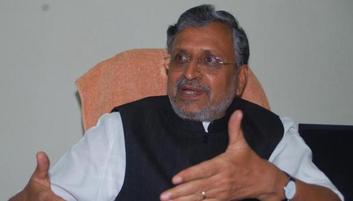 बिहारचे उपमुख्यमंत्री सुशील मोदींच्या ताफ्यावर हल्ला बिहारचे उपमुख्यमंत्री सुशील मोदींच्या ताफ्यावर हल्ला