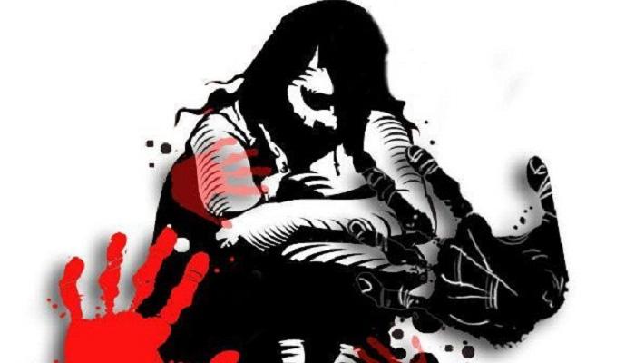 बलात्काराच्या घटनेनंतर चार दिवसांनी पीडितेची वैद्यकीय तपासणी बलात्काराच्या घटनेनंतर चार दिवसांनी पीडितेची वैद्यकीय तपासणी