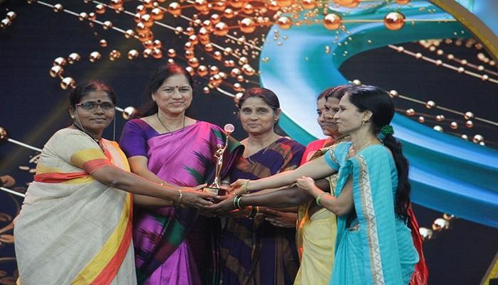 स्त्रीकर्तृत्वाचा सन्मान : उंच माझा झोका पुरस्कार स्त्रीकर्तृत्वाचा सन्मान : उंच माझा झोका पुरस्कार