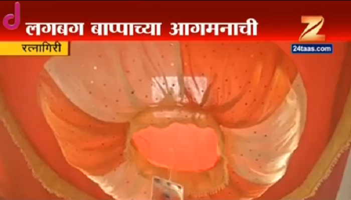 बाप्पासाठी खास पडद्यांतील फोल्डिंग मखर बाजारात बाप्पासाठी खास पडद्यांतील फोल्डिंग मखर बाजारात