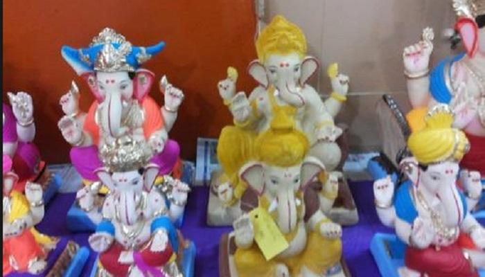 ठाण्यात १०१ रुपयांत शाडूची गणेशमूर्ती ठाण्यात १०१ रुपयांत शाडूची गणेशमूर्ती