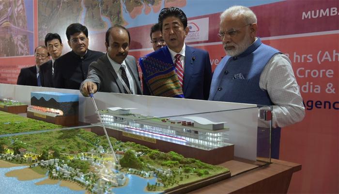 अहमदाबाद - मुंबई 'बुलेट ट्रेन'चा काय उपयोग, सांगतायत पंतप्रधान मोदी अहमदाबाद - मुंबई 'बुलेट ट्रेन'चा काय उपयोग, सांगतायत पंतप्रधान मोदी