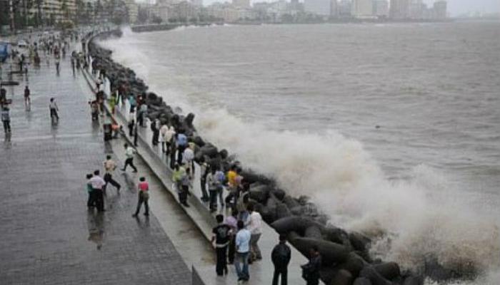 मुंबईवर असणारा मुसळधार पावसाचा धोका टळला मुंबईवर असणारा मुसळधार पावसाचा धोका टळला