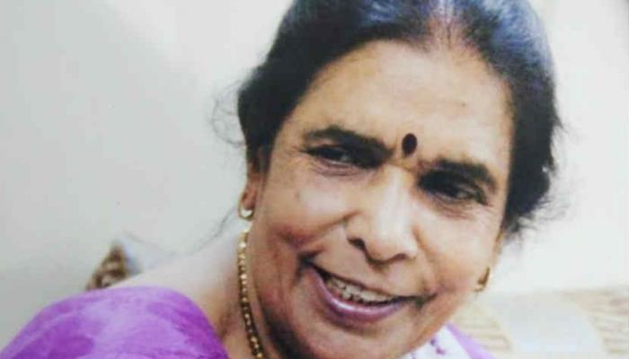 गायिका पुष्पा पागधरे यांना गानसम्राज्ञी लता मंगेशकर पुरस्कार गायिका पुष्पा पागधरे यांना गानसम्राज्ञी लता मंगेशकर पुरस्कार