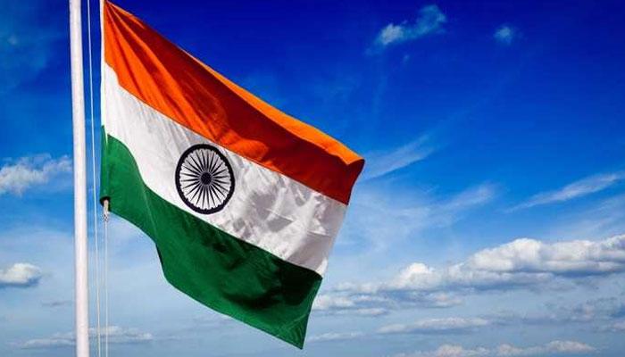 मदरशांना हायकोर्टाचा दणका, राष्ट्रगीत गाण्यापासून सूट नाहीच मदरशांना हायकोर्टाचा दणका, राष्ट्रगीत गाण्यापासून सूट नाहीच