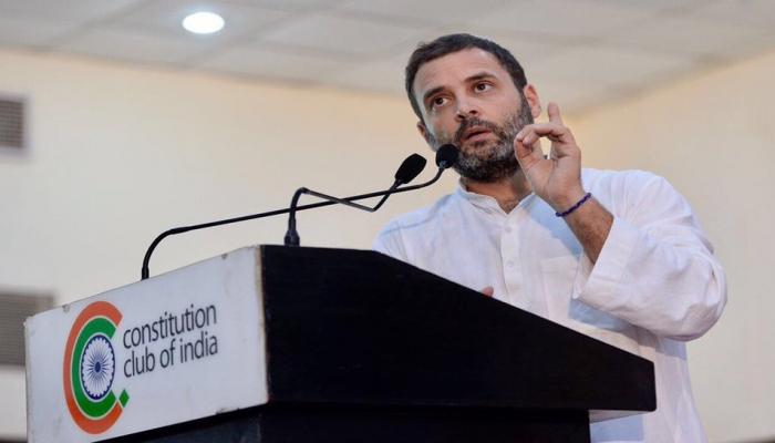 शेरोशायरीच्या माध्यमातून राहुल गांधींनी साधला मोदींवर निशाणा शेरोशायरीच्या माध्यमातून राहुल गांधींनी साधला मोदींवर निशाणा