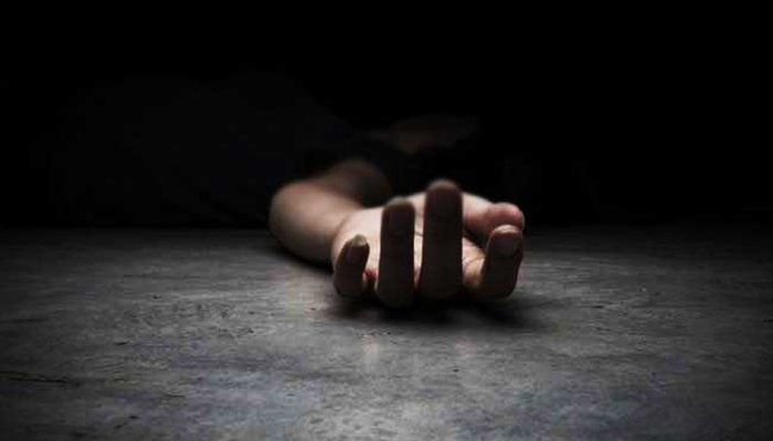 नवजात बाळाची हत्या करून फेकले... नवजात बाळाची हत्या करून फेकले...