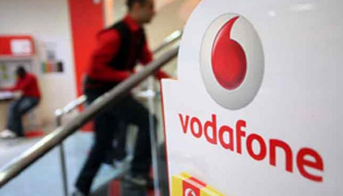 व्होडाफोनने आणला ९९९ रूपयांत 4G स्मार्टफोन व्होडाफोनने आणला ९९९ रूपयांत 4G स्मार्टफोन