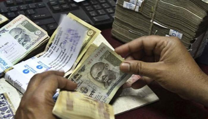 नोटबंदीची वर्षपूर्ती, क्रेडीट कार्डचा वापर वाढला नोटबंदीची वर्षपूर्ती, क्रेडीट कार्डचा वापर वाढला